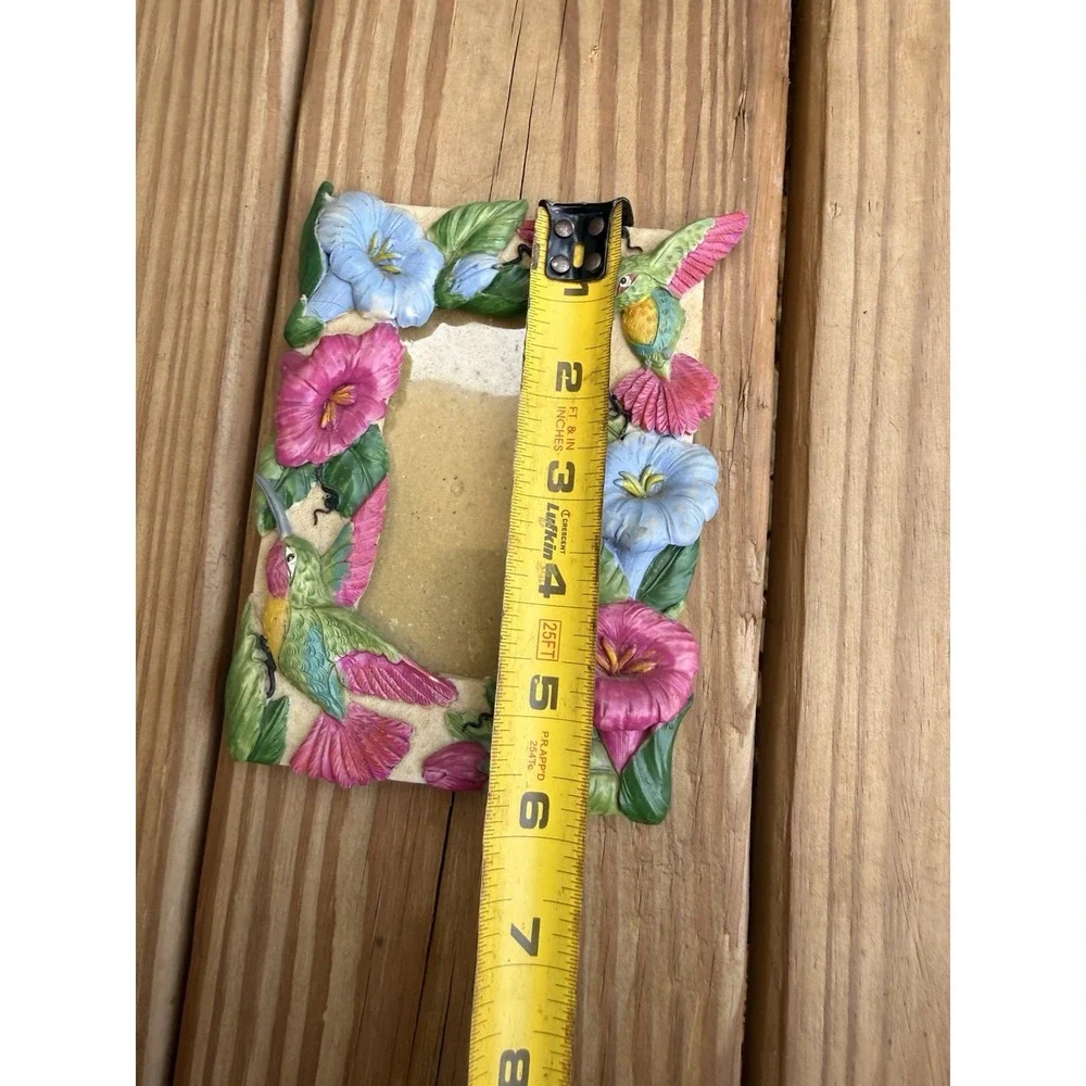 Vintage 1990s Hand-Painted Resin Hummingbird Flowers 6